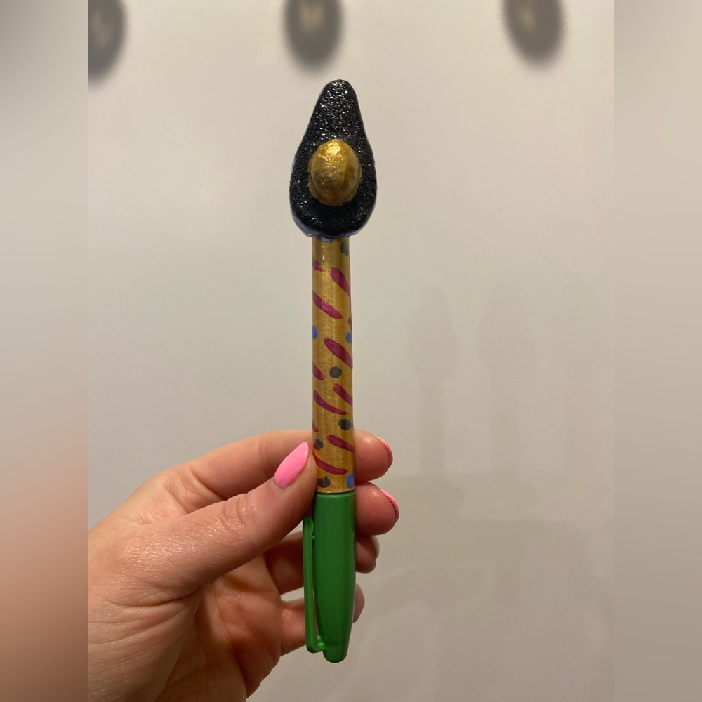 Consuela Handcrafted Blue Sparkly Avocado - Green Marker Pen